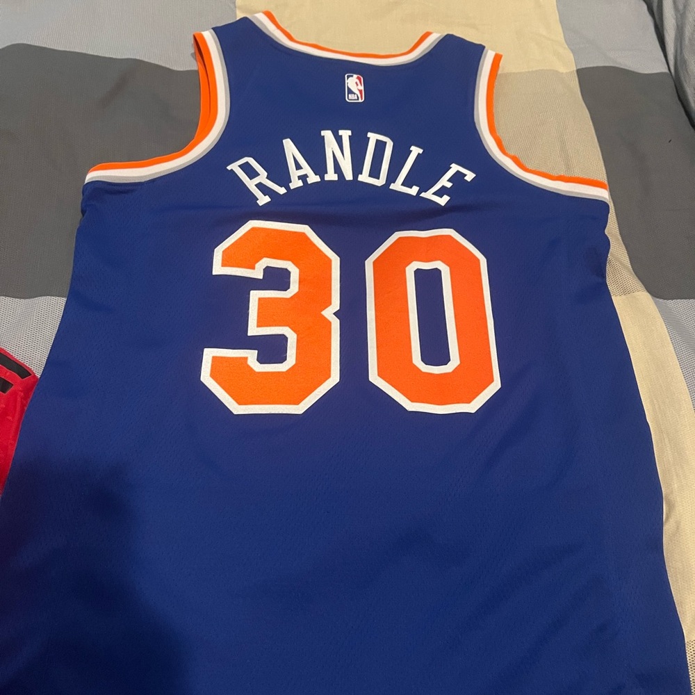 New York Knicks Julius Randle jersey, size 44 (M) Nike